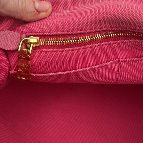 Very rare, beautiful Barbie pink Prada, Canapa, 3400 retail mint condition - Picture 3 of 9